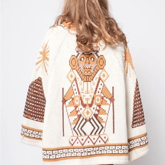 Vintage Tribal Knit Cape Poncho – Cream & Brown with Pyramid Motif One Size - Picture 3 of 10